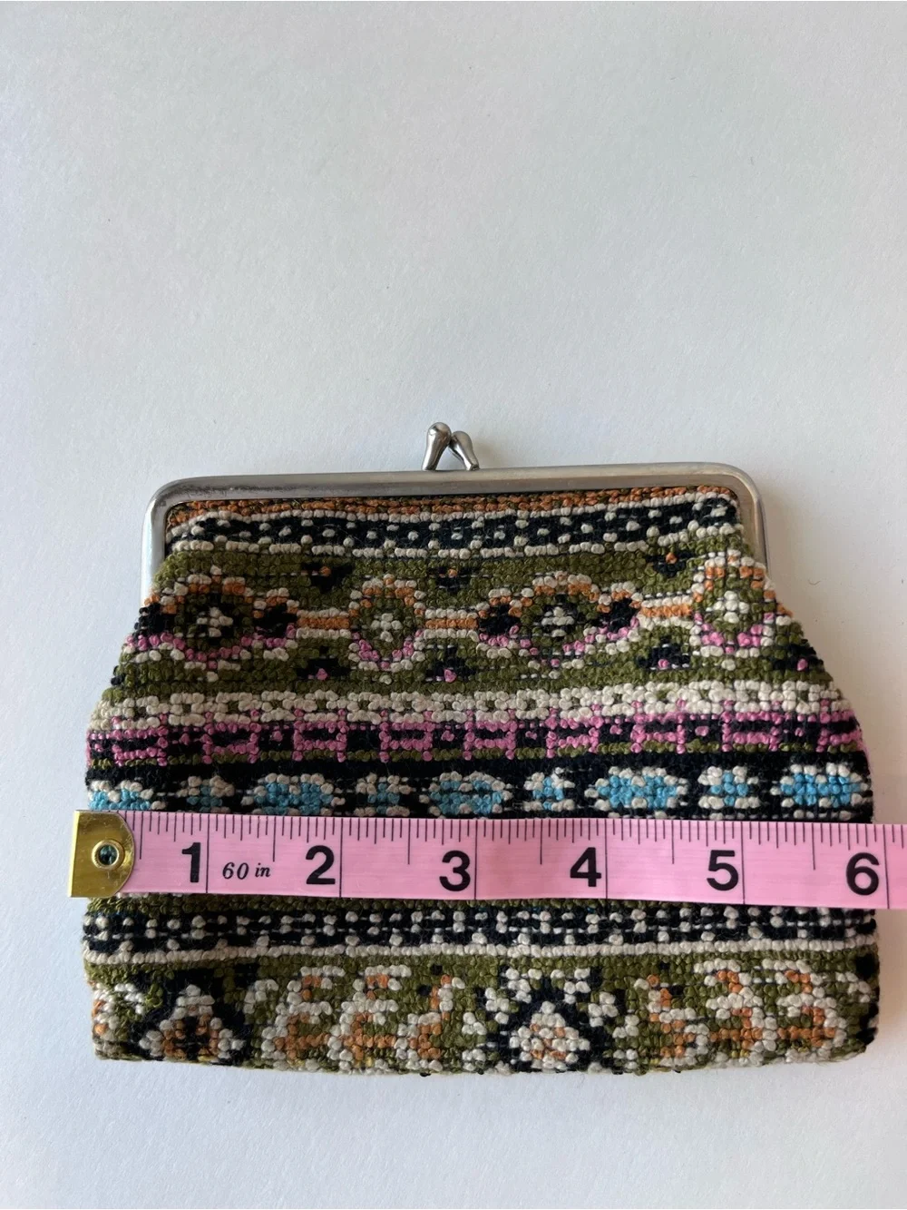 Vintage Kisslock Coin Purse Tapestry